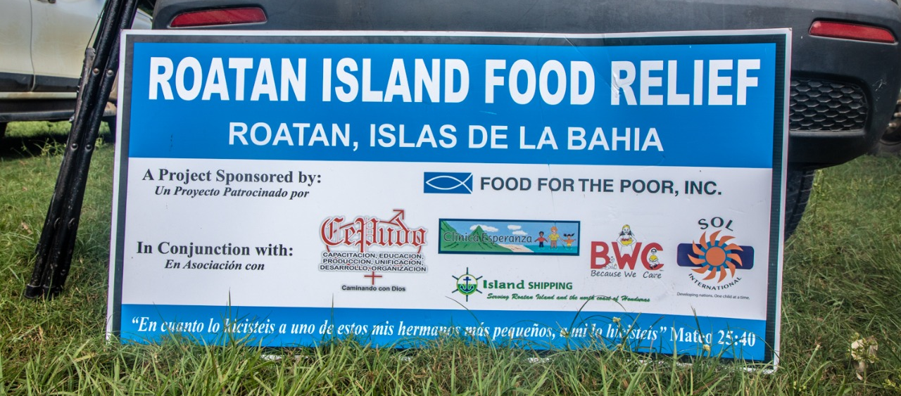Food distribution in conjunction with various organizations in Roatán